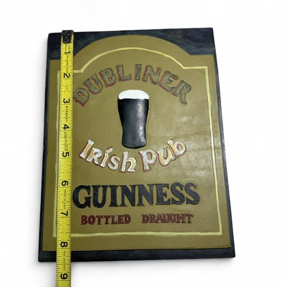 VTG Guinness Dubliner Irish Pub Wall Plaque Bottled Draught Heavy - Picture 7 of 7